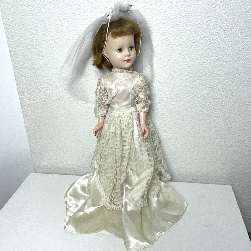 Vintage 17" American Character Sweet Sue Bride Walker Doll Satin Lace Dress Veil